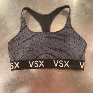 Geometric Victoria sport bra